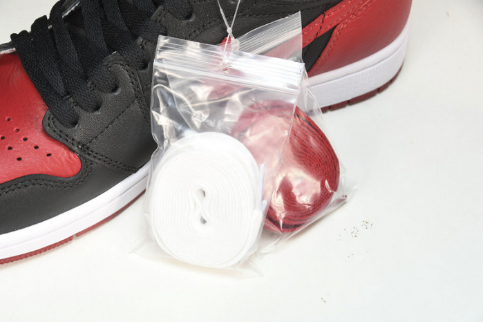 air jordan 1 retro bred "banned" (2016) 555088-001