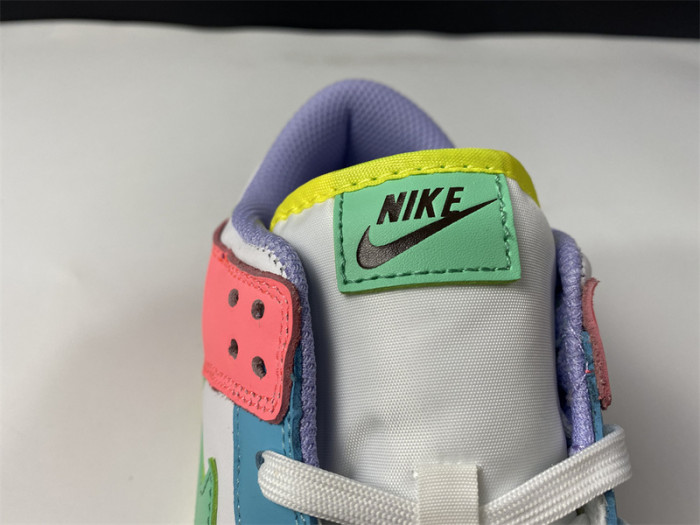 nike sb dunk low se easter (w) dd1872 -100