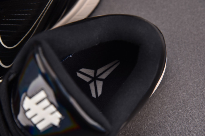 nike kobe 4 protro undefeated black mamba