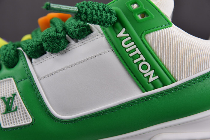 l&v trainer maxi green