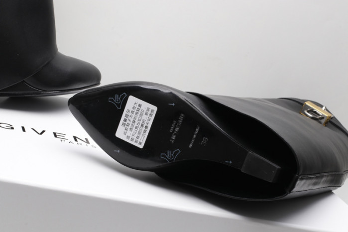 give*chy shark leather boots