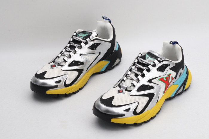 lv runner tatic sneaker