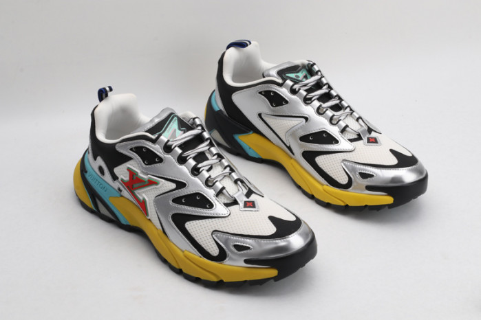 lv runner tatic sneaker