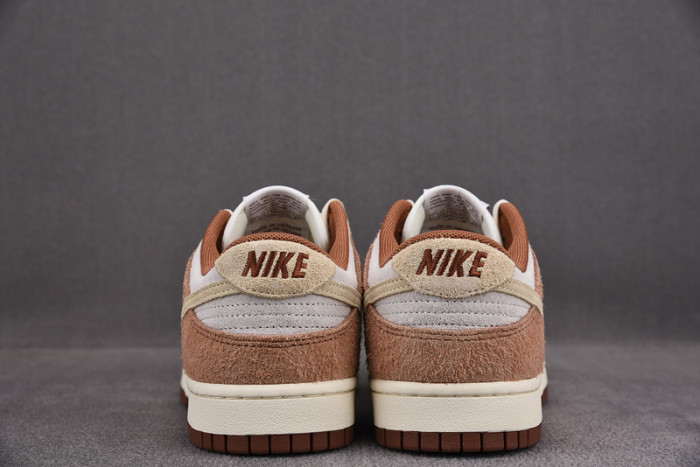 nike dunk low prm “medium curry” dd1390-100