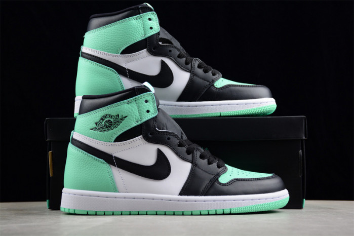 air jordan 1 retro high og green glow dz5485-130