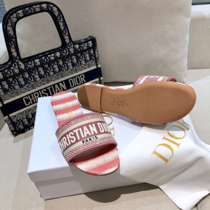 d1or sandals